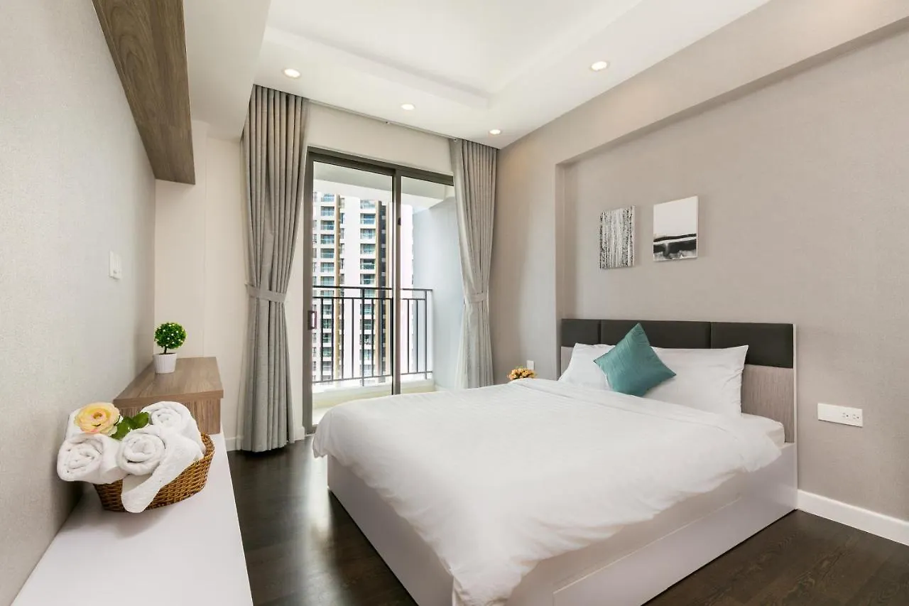 Spacious Saigon - Infinity Pool In Rivergate Ho Chi Minh City