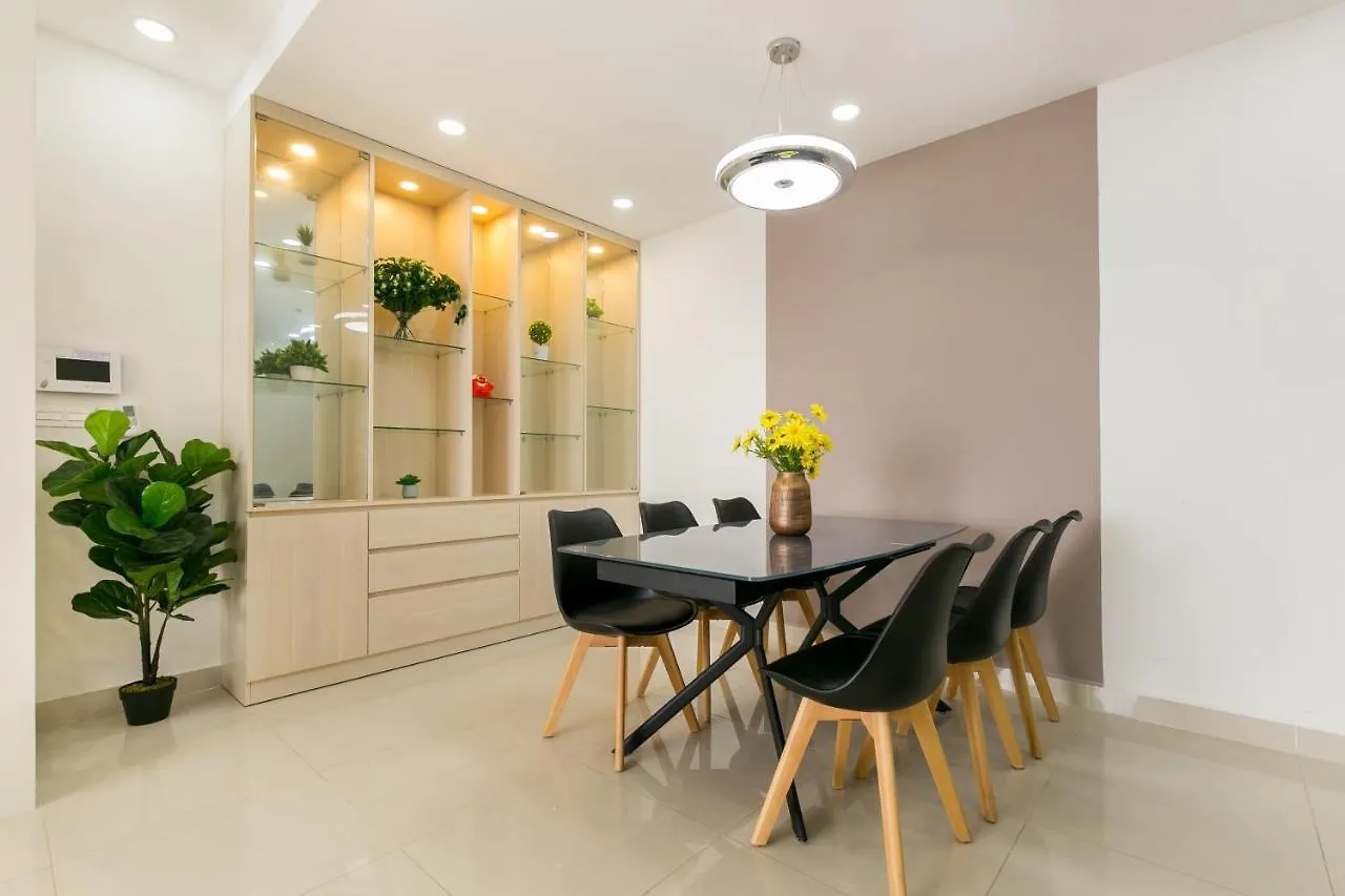 Apartment Spacious Saigon - Infinity Pool In Rivergate Ho Chi Minh City