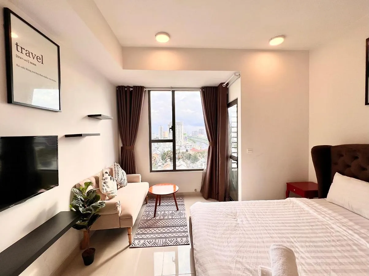 Spacious Saigon - Infinity Pool In Rivergate Ho Chi Minh City Apartment